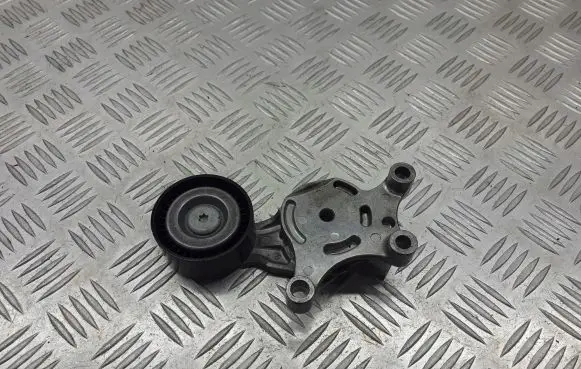 Ford Focus Alternator belt tensioner pulley 