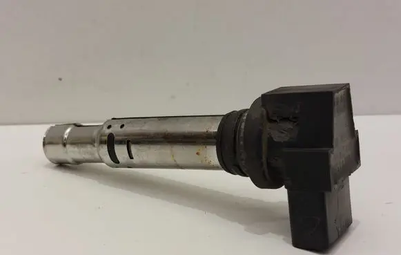 Volkswagen Tiguan High voltage ignition coil 036905715E