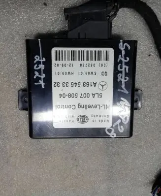 Mercedes-Benz ML W163 Light module LCM A1635453332 052758 5LA00750804