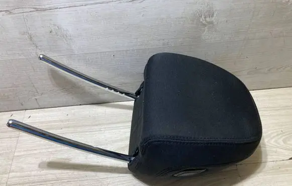 BMW 3 G20 G21 Front seat headrest 