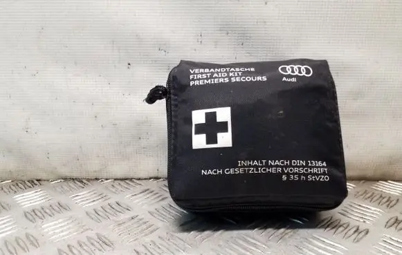 Audi Q5 SQ5 First aid kit 8J7860282