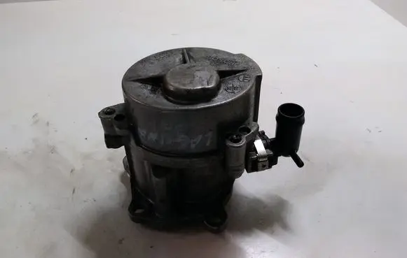 Renault Laguna II Vacuum pump D163451323 2A221105