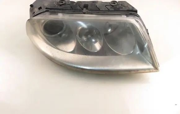 Volkswagen PASSAT B5.5 Headlight/headlamp 3B7941018M