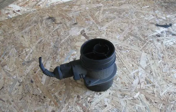 Seat Altea Mass air flow meter 074906461B