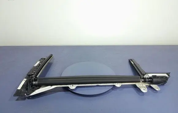 Parcel shelf load cover