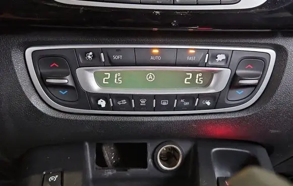 Climate control/heater control trim