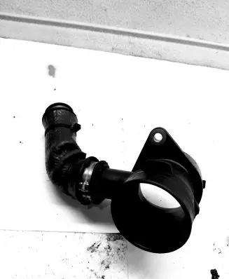 Ford Fiesta Air intake duct part 1051442S03