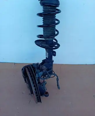 Peugeot 308 Front shock absorber/damper 9830035580