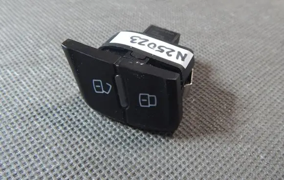Audi RS5 Central locking switch button 