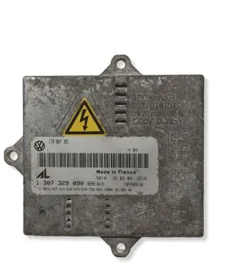 Volkswagen Touran I Headlight ballast module Xenon 1T0907391 200KVD01 1307329090