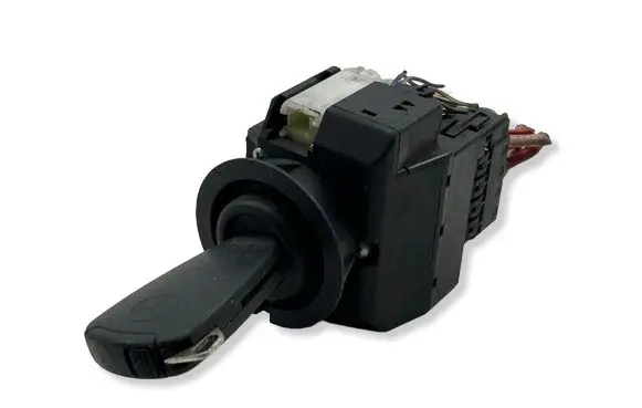 Mercedes-Benz E W210 Ignition lock 33000201 2105450008 201618778020105