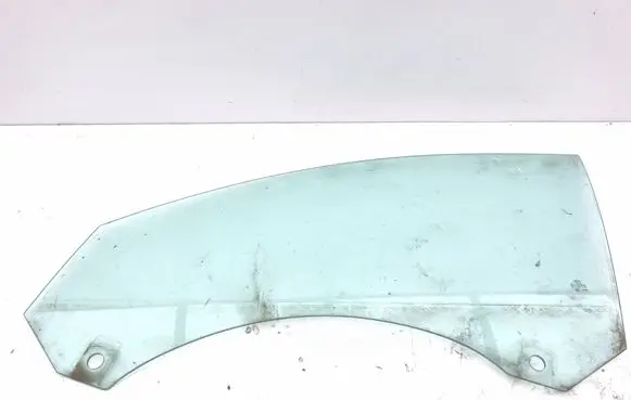 Audi A6 S6 C6 4F Front door window glass four-door 