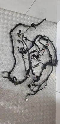 Mitsubishi L200 Engine installation wiring loom