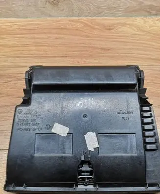 Volkswagen Sharan Glove box 7M3857919E
