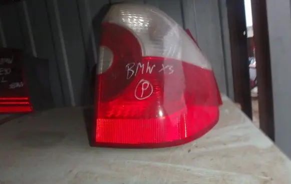 BMW X3 E83 Tail light part 