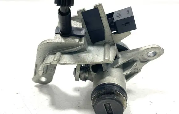 Audi A8 S8 D3 4E Tailgate exterior lock 4E0827573