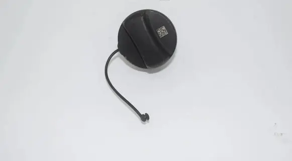 BMW 1 F40 Fuel tank filler cap 7482902 16117482902