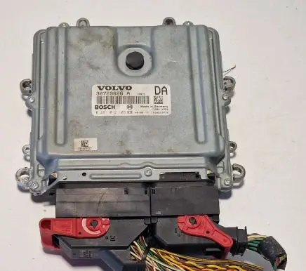 Volvo XC90 Engine control unit/module 30729826a 1039S12418 0281012103