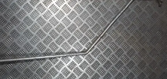 Air conditioning (A/C) pipe/hose