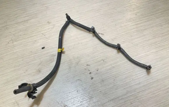 Mazda 3 I Fuel return line/hose 
