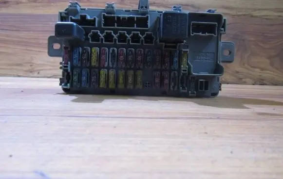 Honda Civic Fuse box set 38600sh3g1