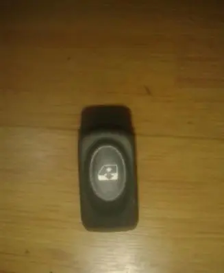 Renault Megane I Electric window control switch 015