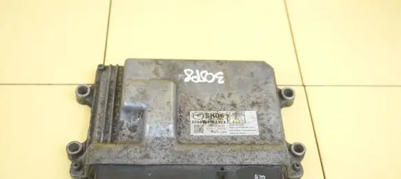 Mazda 6 Engine control unit/module SH0618881N 30SP8
