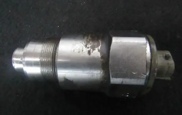 Fuel pressure sensor