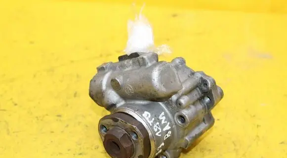 Audi TT Mk1 Power steering pump 8N0145154A