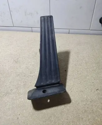 BMW 5 F10 F11 Accelerator throttle pedal 6860784 25916010 1909131081A