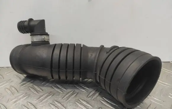 Audi A4 S4 B7 8E 8H Intercooler hose/pipe 3B0129615K 4164680