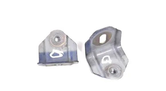 Mercedes-Benz SL R230 Fender mounting bracket