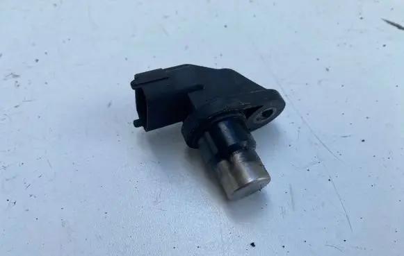 Volvo XC90 Camshaft position sensor 8631533