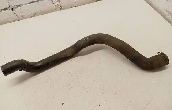Volkswagen Transporter - Caravelle T4 Engine coolant pipe/hose