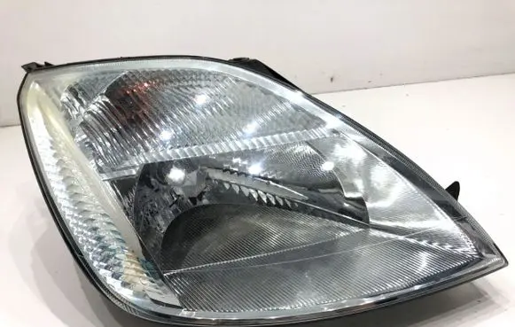 Ford Fiesta Headlight/headlamp