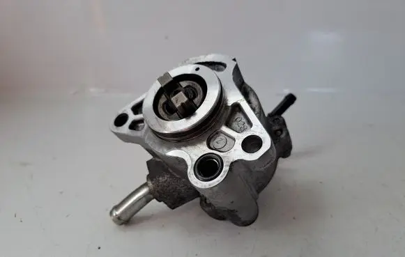 Toyota Corolla Verso AR10 Vacuum pump 0810002740 2930027020