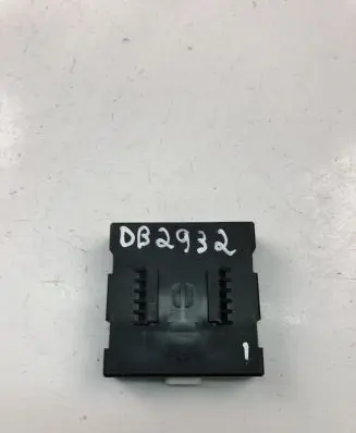 Nissan Juke I F15 Other control units/modules 17880FWC1G154
