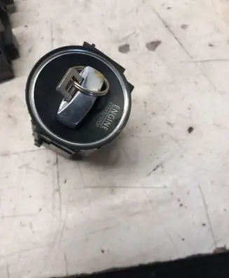 Volkswagen PASSAT B6 Ignition lock 3C0905543R