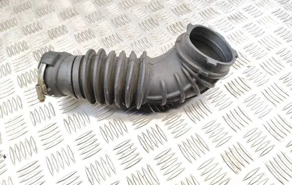 Audi Q5 SQ5 Air intake hose/pipe 06H129629C