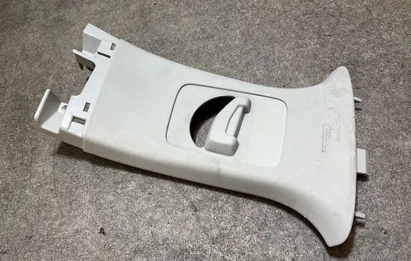 Ford Focus (B) pillar trim (top) JX7BA24582 GZ3UA