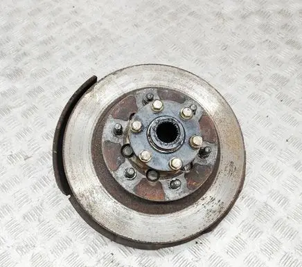 Mitsubishi L200 Front wheel hub MB891088