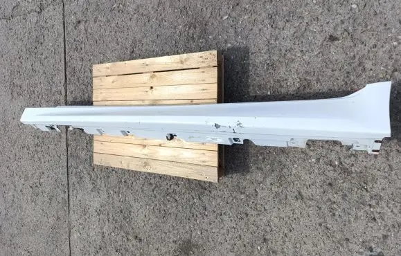 BMW 5 F10 F11 Rear sill trim cover 8049003