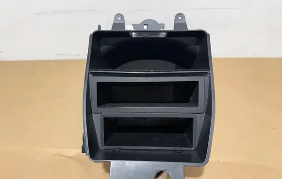 BMW Z4 E85 E86 Glove box central console 51467043817