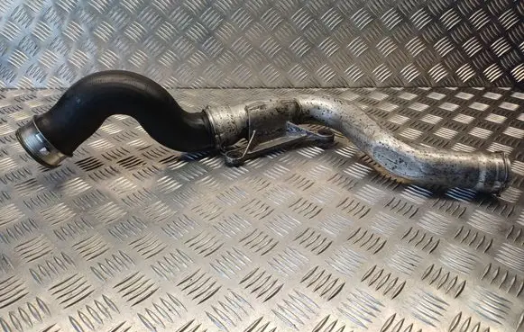 Intercooler hose/pipe