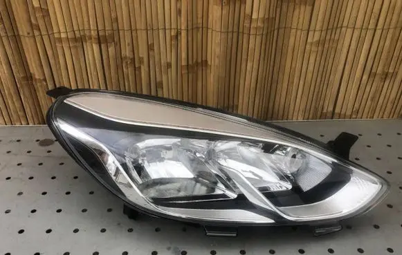 Ford Fiesta Headlight/headlamp