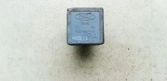 Ford Mondeo Mk III Other relay F80B14B192AA