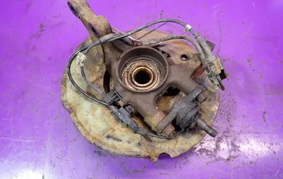 Hyundai Elantra Front wheel hub spindle knuckle