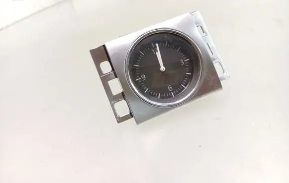 Volkswagen PASSAT B7 Clock 3AA919204A