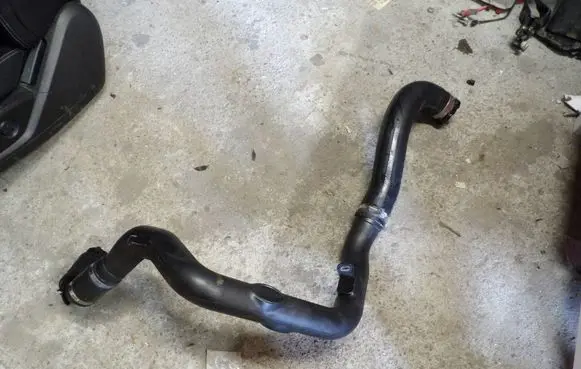 Renault Master III Intercooler hose/pipe 8200730576 8200730589