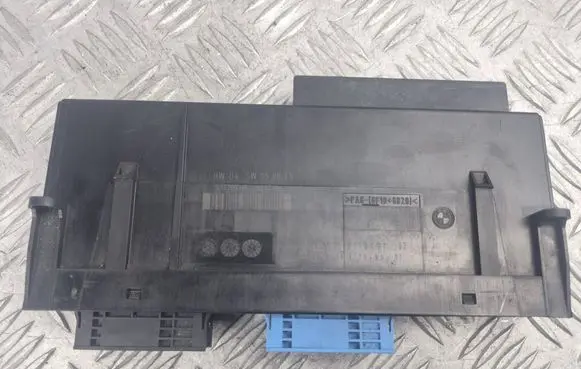 BMW 3 E90 E91 Comfort/convenience module 9119491 10681810 0257486